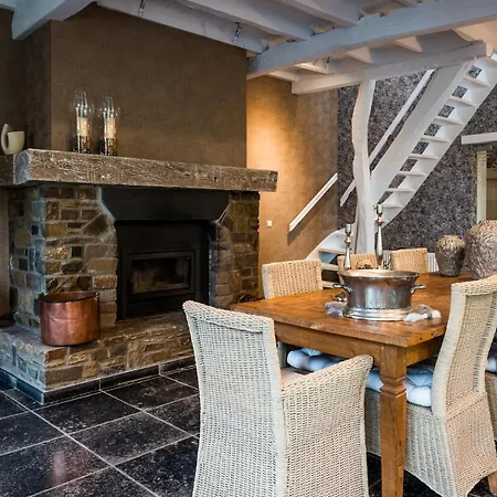 Dom wakacyjny Prachtige En Luxueuze Vakantiewoning Is Hof Leskensdaele *